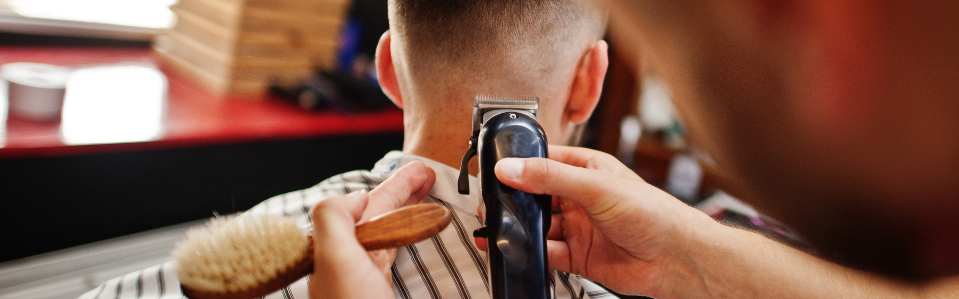 Banner del curso Corte Masculino Moderno en Tendencia