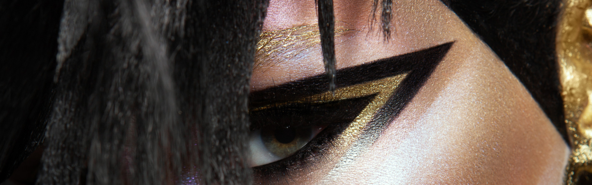 Banner del curso Maquillaje Internacional Formación Profesional